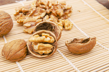 walnut cover